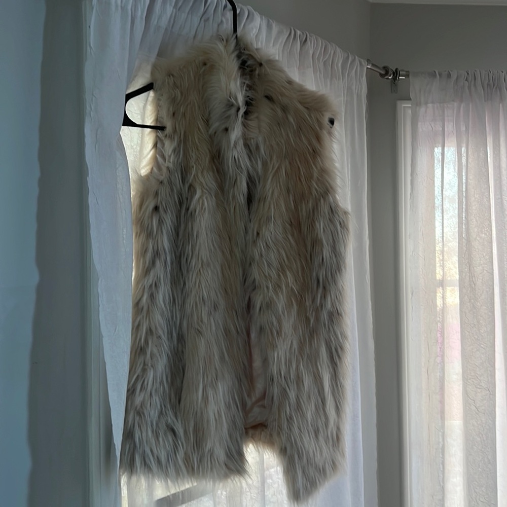 Rachel Zoe pocketed faux fur vest